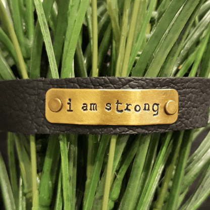 I Am Strong Leather Bracelet 